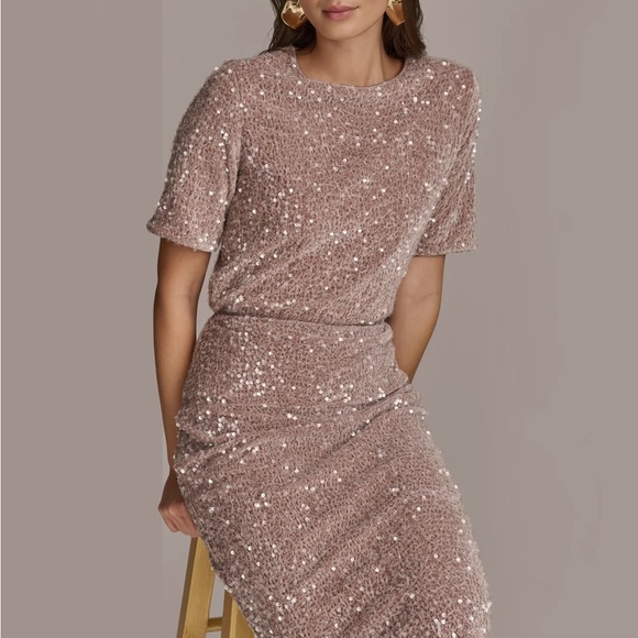 Donna Karan Sequined Pencil Skirt in Large - Picture 4 of 11